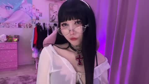 Lina online show from 04/07/26, 05:57