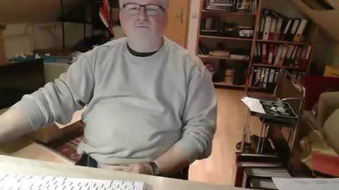 toto758 online show from 02/15/26, 05:31