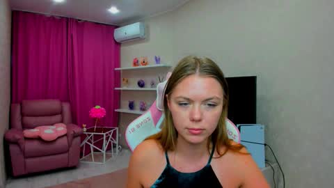 Touch The Heart online show from 02/15/26, 07:51