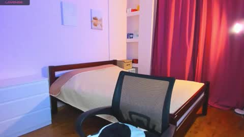 Ellina online show from 02/11/25, 03:29