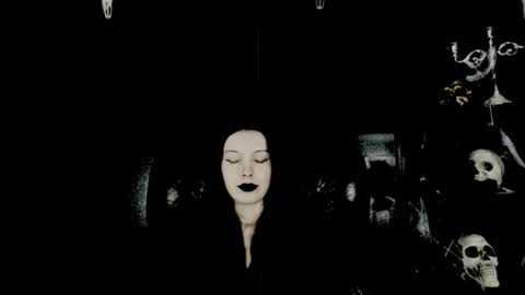 Snapshot of toxicdomme chatting on 06/22/26, 05:10 toxicdomme online show from 06/22/26, 05:10