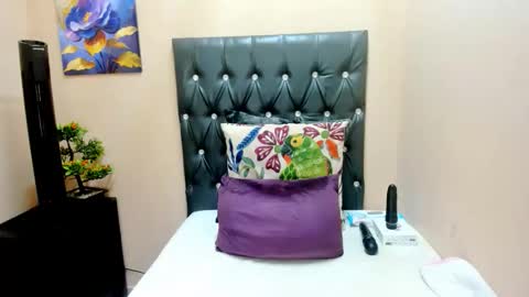 toxicfantasy4u online show from 12/16/25, 06:07