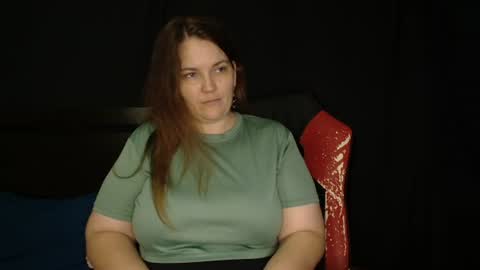 Snapshot of toxiclilly chatting on 07/20/26, 06:54 Lilly Miss Mistress Goddess Maam Queen Boss online show from 07/20/26, 06:54