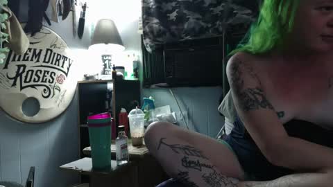 ToxicTemptress420 online show from 01/16/26, 05:22