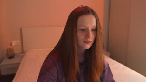 Bella online show from 11/27/25, 04:09