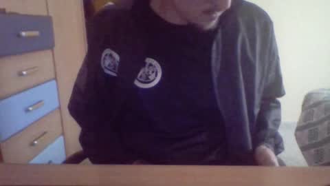 Snapshot of trabuk17 chatting on 04/08/26, 11:21 trabuk17 online show from 04/08/26, 11:21