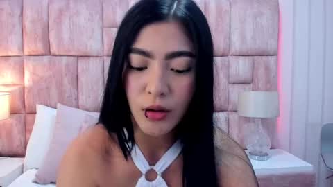 Tracy Daniels online show from 10/06/25, 07:33