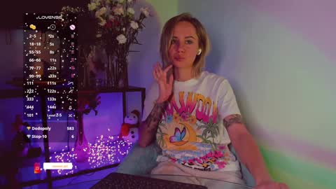 Snapshot of trafka_murafka chatting on 01/25/25, 10:50 Hey my name is Kiri Kiri online show from 01/25/25, 10:50