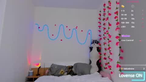 Ariana and Erik online show from 10/25/25, 12:02