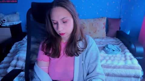 Kate online show from 09/25/25, 09:35