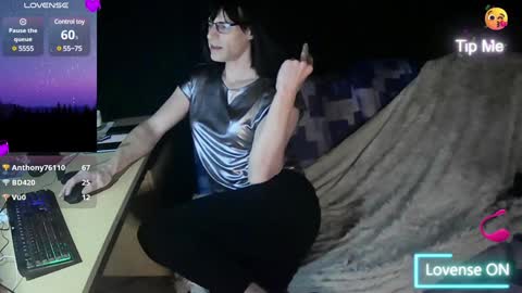 Sarah R. Lenor online show from 12/16/24, 09:20