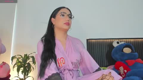 Juliana Giiraldo  online show from 07/23/26, 09:24