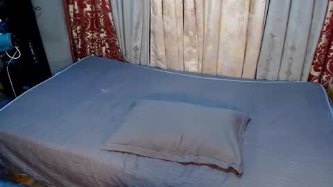 Gigi online show from 04/15/26, 04:30