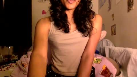 Snapshot of transamoure chatting on 12/14/25, 05:46 transamoure online show from 12/14/25, 05:46