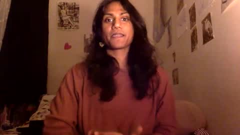 Snapshot of transamoure chatting on 01/08/26, 11:07 transamoure online show from 01/08/26, 11:07