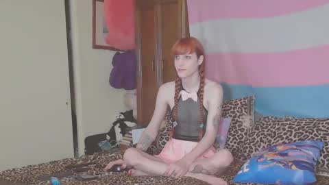 RayaBoone online show from 09/28/25, 08:25