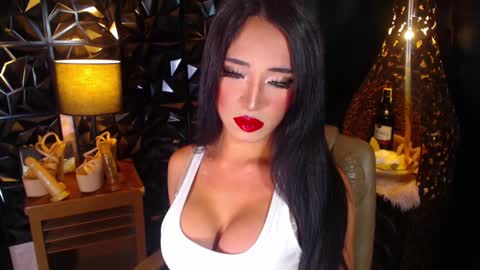 Snapshot of transgoddessrosy chatting on 01/23/25, 04:59 ROSY TAN BE MY KING DONT FORGET TO FOLLOW AND THUMBS UP ME online show from 01/23/25, 04:59