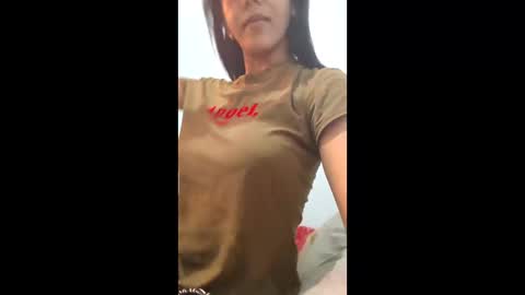 ARA CASTRO online show from 04/03/26, 01:36