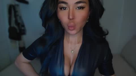 Snapshot of transnextdoor_ chatting on 02/17/25, 06:31 ALMIGHTY GODDESS VALENTINA online show from 02/17/25, 06:31