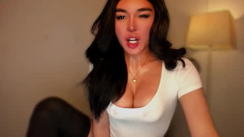 Snapshot of transnextdoor_ chatting on 09/17/25, 01:07 ALMIGHTY GODDESS VALENTINA online show from 09/17/25, 01:07