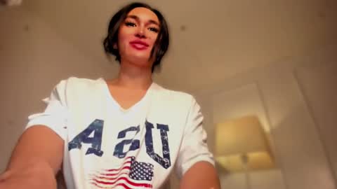 Snapshot of transnextdoor_ chatting on 09/19/25, 10:38 ALMIGHTY GODDESS VALENTINA online show from 09/19/25, 10:38