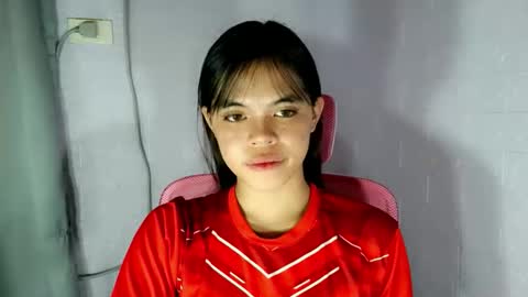 transpinay_kimxxx online show from 04/07/26, 11:15