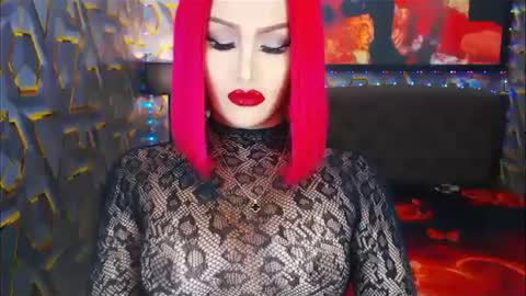 Snapshot of transplayfullolivia chatting on 12/26/24, 12:03 KYLIE BELLA  TS online show from 12/26/24, 12:03