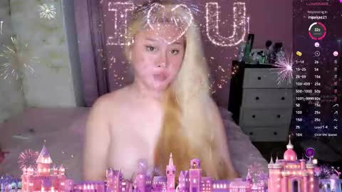 Snapshot of transsalawahan chatting on 11/03/25, 08:59 BELLA online show from 11/03/25, 08:59