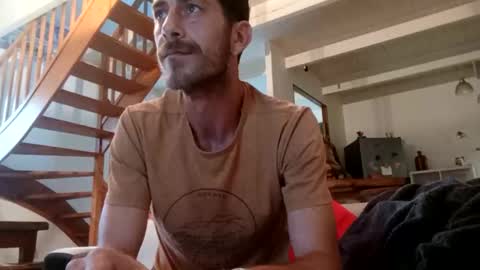 traveler_of_pleasure online show from 11/17/25, 03:51