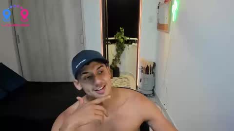 Snapshot of travis_bakerr chatting on 09/23/25, 11:41 travis bakerr online show from 09/23/25, 11:41