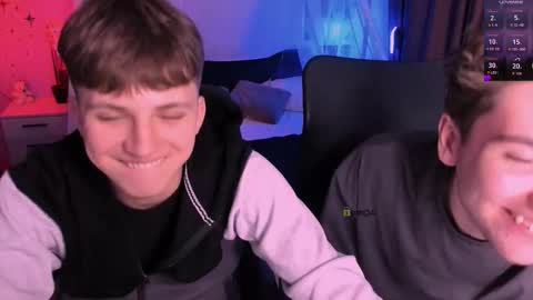 Travis online show from 12/17/25, 08:59