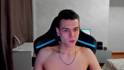 travisrivas online show from 03/04/25, 05:34