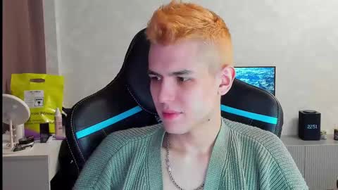 travisrivas online show from 03/05/25, 07:49