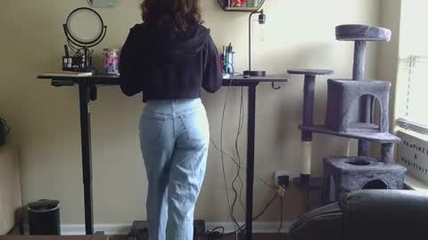 Snapshot of treadmillprincess chatting on 04/17/26, 08:01 treadmillprincess online show from 04/17/26, 08:01