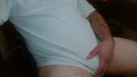 Snapshot of treasured_trash chatting on 07/08/26, 04:17 Dilly Dally online show from 07/08/26, 04:17