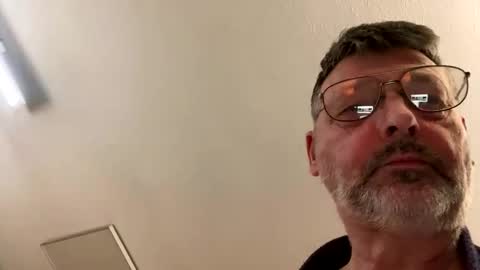 trebgeis1 online show from 02/09/25, 05:29