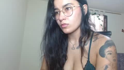 Snapshot of trebol_4 chatting on 06/17/26, 05:14 trebol_4 online show from 06/17/26, 05:14