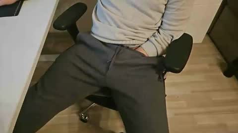 tree1989 online show from 12/31/24, 11:28