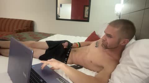 Snapshot of treeburner1 chatting on 10/23/25, 07:45 TreeBurner1 online show from 10/23/25, 07:45