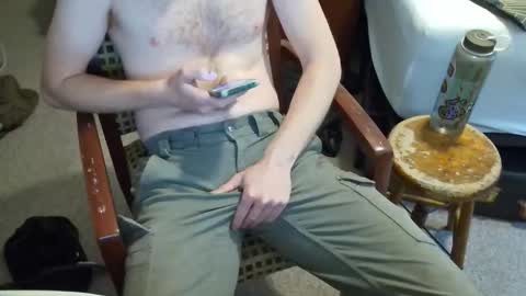 Snapshot of treehugger1711 chatting on 03/21/26, 10:35 treehugger1711 online show from 03/21/26, 10:35