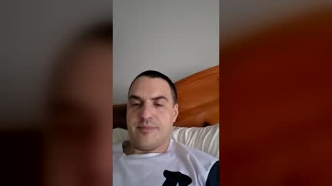 Snapshot of treerico42 chatting on 07/19/26, 10:57 treerico42 online show from 07/19/26, 10:57