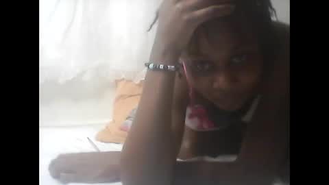 Snapshot of tresyamber chatting on 05/19/26, 03:51 tresyamber online show from 05/19/26, 03:51