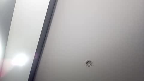 trevluv77 online show from 11/11/25, 09:31