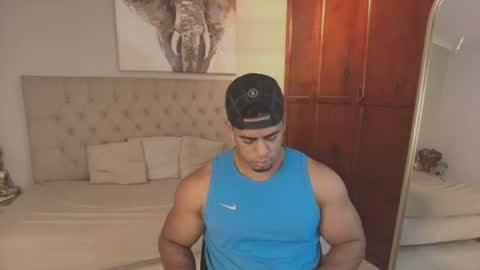 Snapshot of trevor_vinc chatting on 07/21/26, 12:40 trevor online show from 07/21/26, 12:40