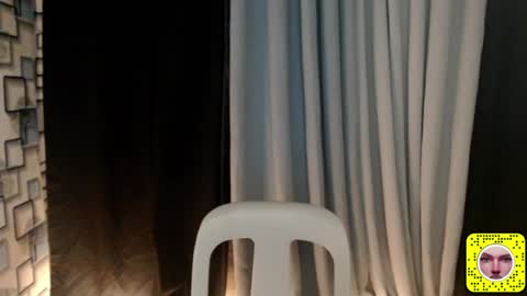 Snapshot of trexie215765 chatting on 07/13/26, 04:37 trexie215765 online show from 07/13/26, 04:37