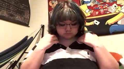 Snapshot of trhothoney chatting on 12/15/24, 05:23 Trixie online show from 12/15/24, 05:23