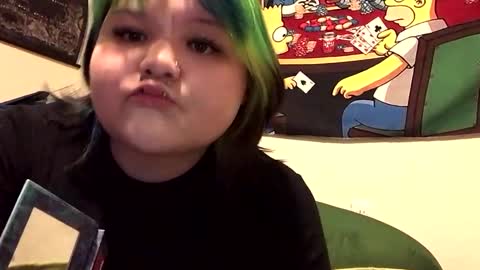 Snapshot of trhothoney chatting on 01/18/25, 02:02 Trixie online show from 01/18/25, 02:02