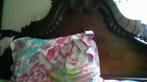 triana_bell online show from 11/29/25, 06:33