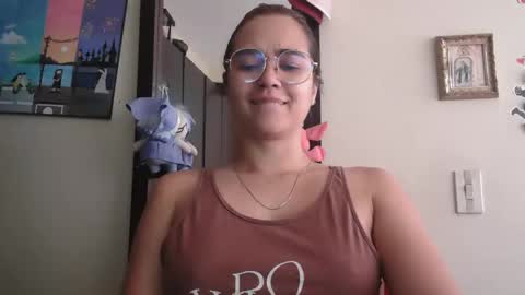 triana_bell online show from 05/10/26, 04:56