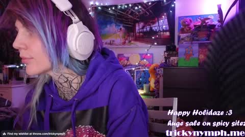 Snapshot of tricky_nymph chatting on 12/28/24, 03:15 Cassie online show from 12/28/24, 03:15